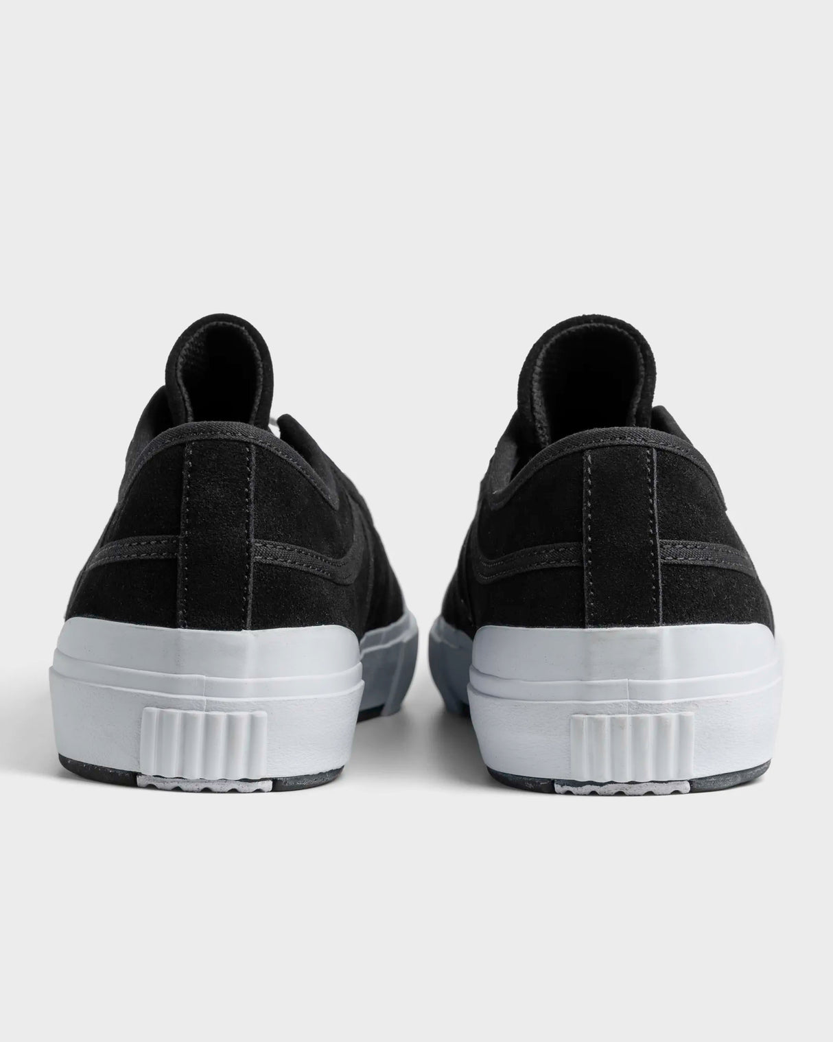Conrad - Elite Black Suede