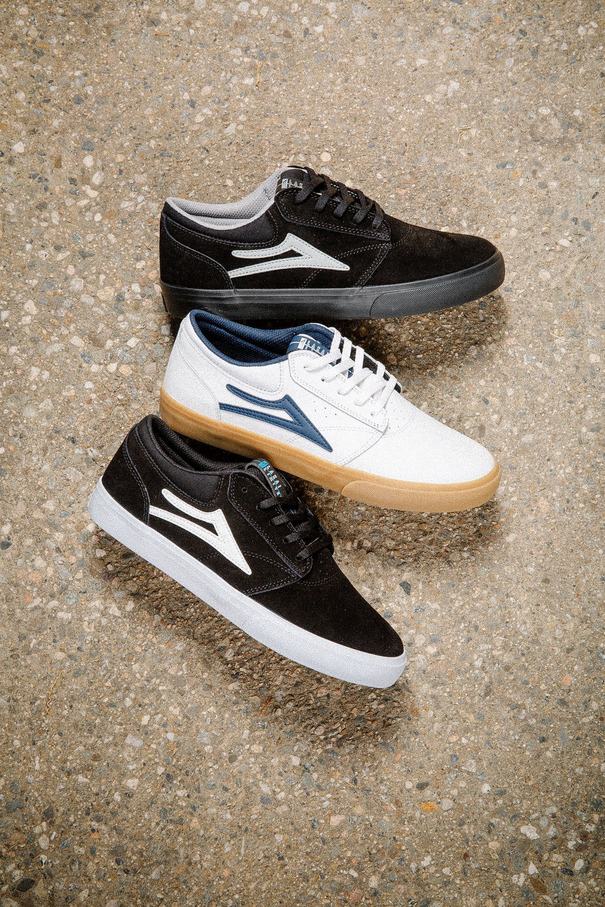 Griffin - Black Suede