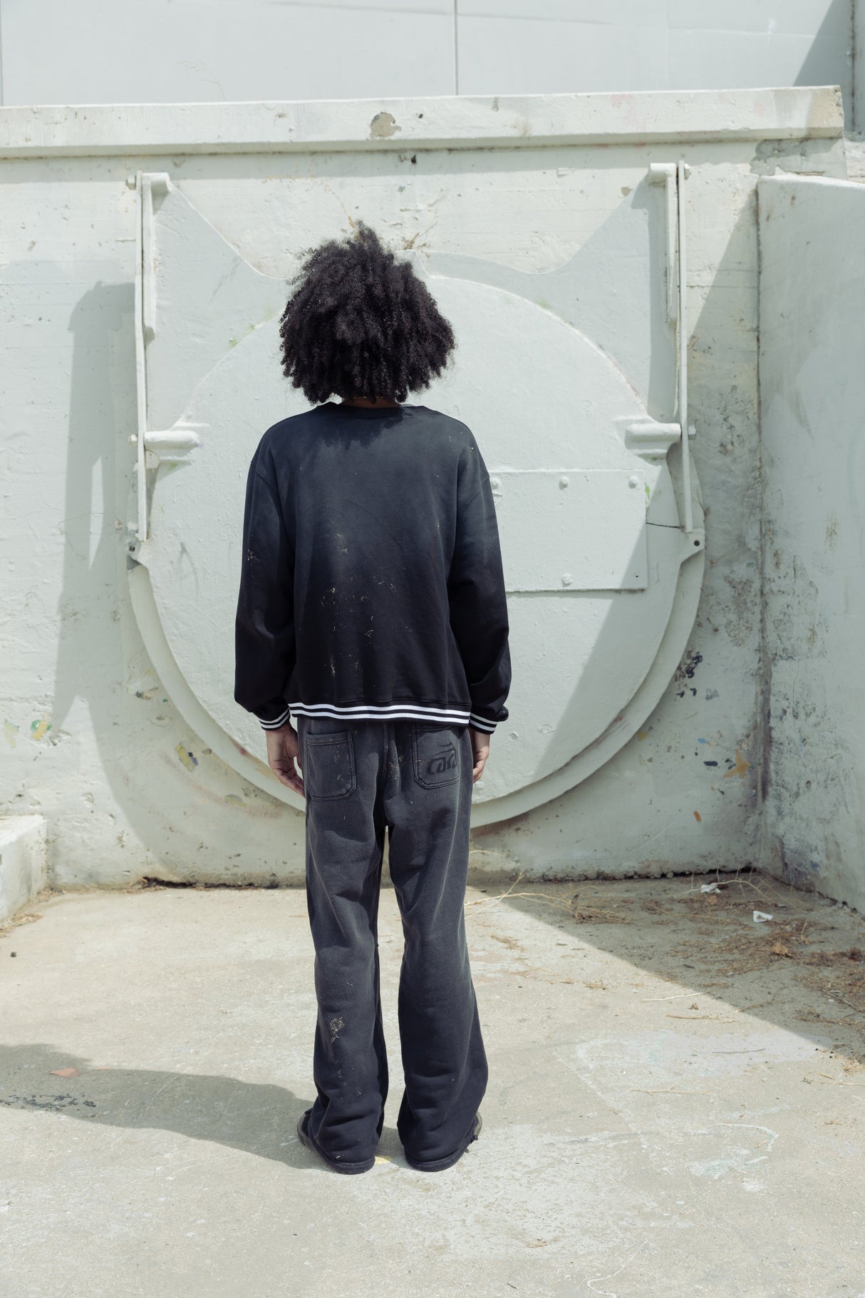 Classic Oversized Sunfaded Crewneck - Black