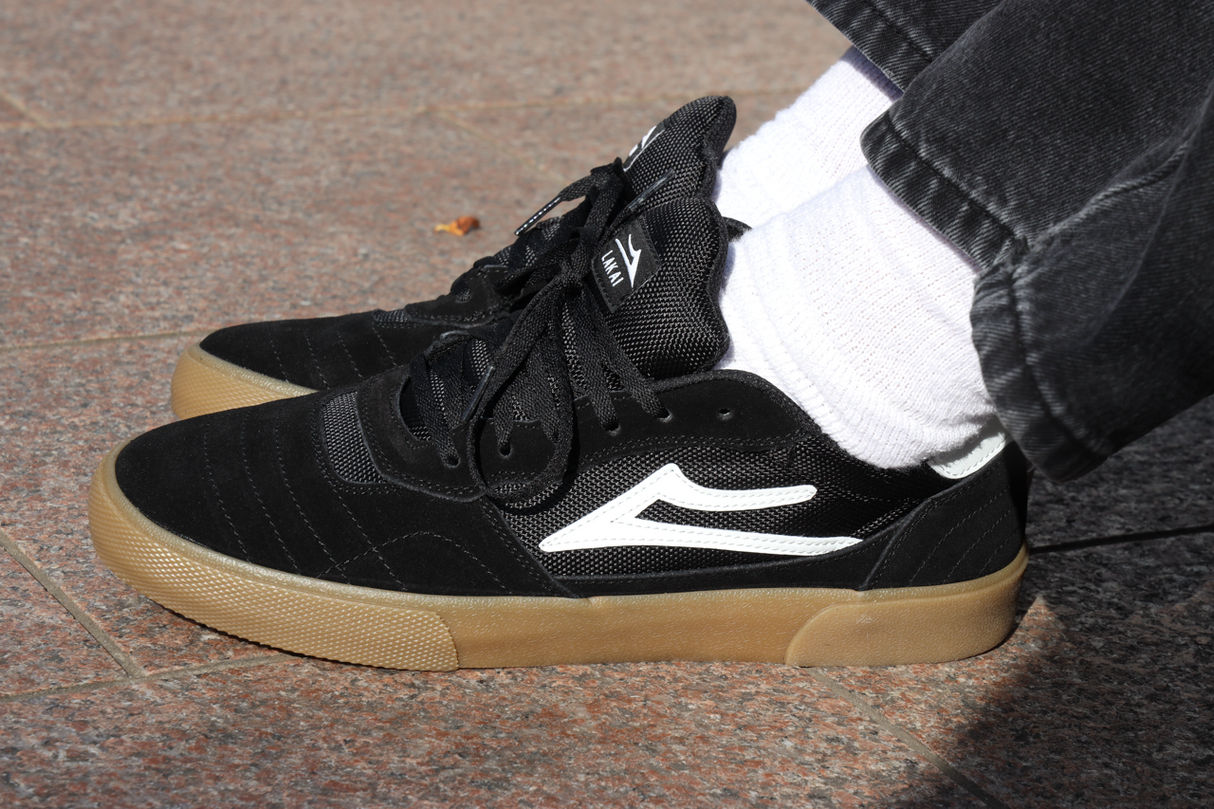 Cambridge - Black/Gum Suede