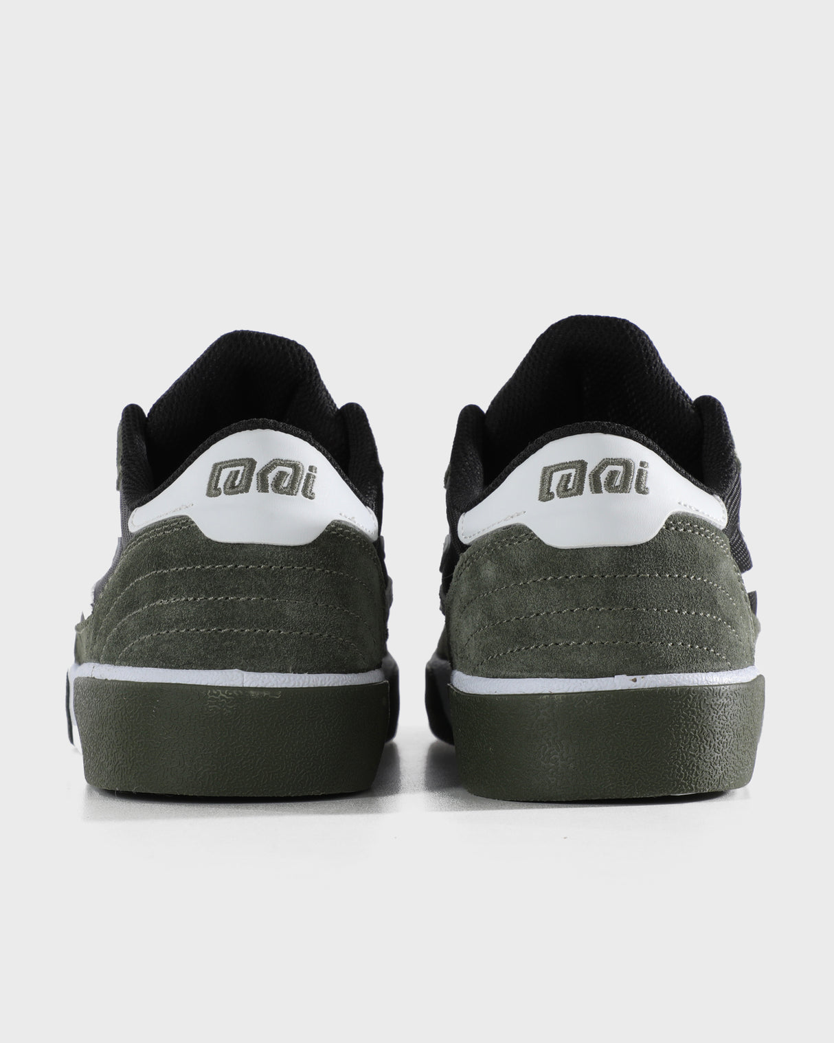 Cambridge - Covert Green Black White