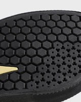 Cambridge - White Banana Black